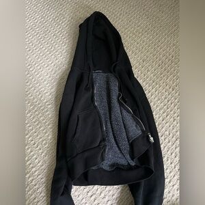 BRANDY MELVILLE cropped zip-up hoodie